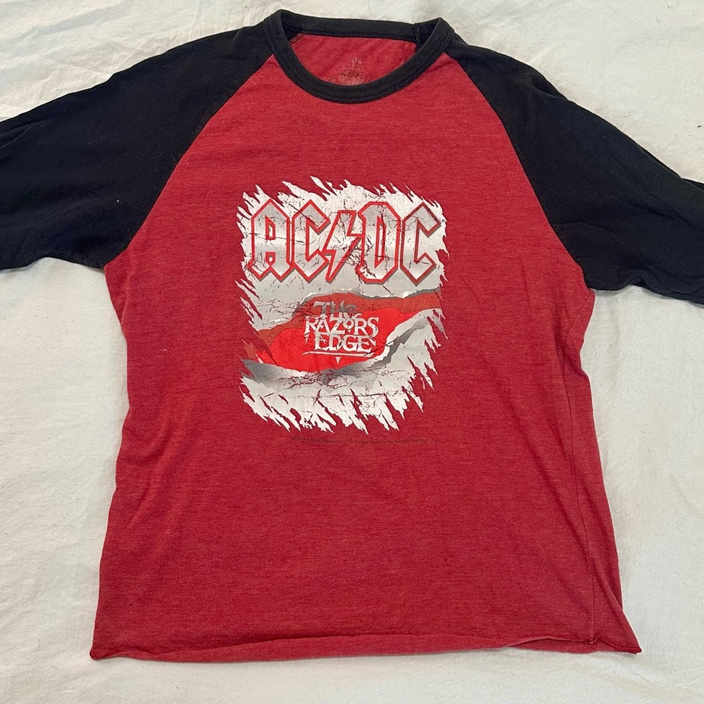 AC/DC Vintage “Razors Edge” Baseball T-Shirt - Picture 1 of 7